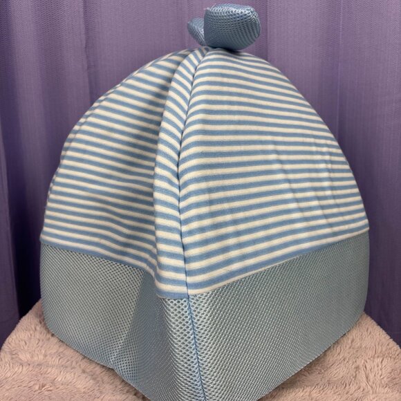 Blue Sailor Style Cat House - Picture 2 of 4